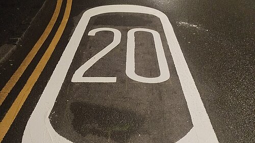 20mph zone road entrance sign